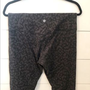 Lululemon Align 28 Coal Size 12